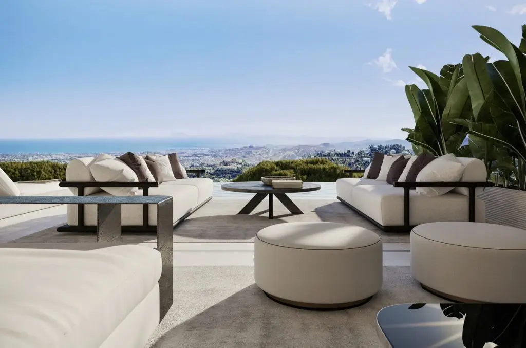 Vista Lago Residences